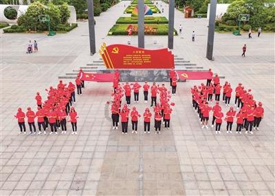 少小离家的礼部侍郎，“谪仙人”的酒鬼伯乐，贺知章见证整个盛唐